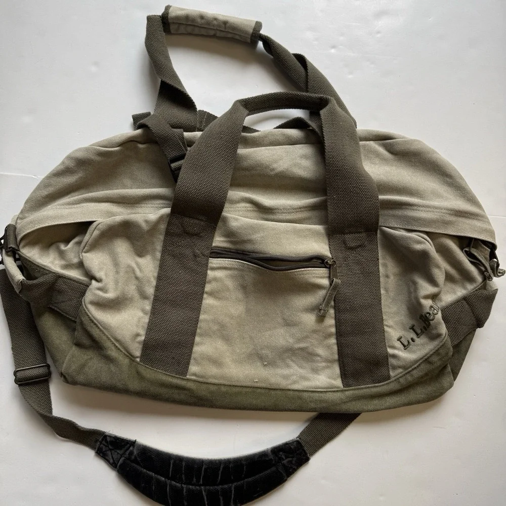 L.L. Bean Vintage Canvas Adventure Duffle‎ Bag HP Invent!! Olive Green Two Tone